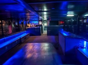 London Belle - Dancefloor, Bar & DJ Booth London Belle - Dancefloor, Bar & DJ Booth